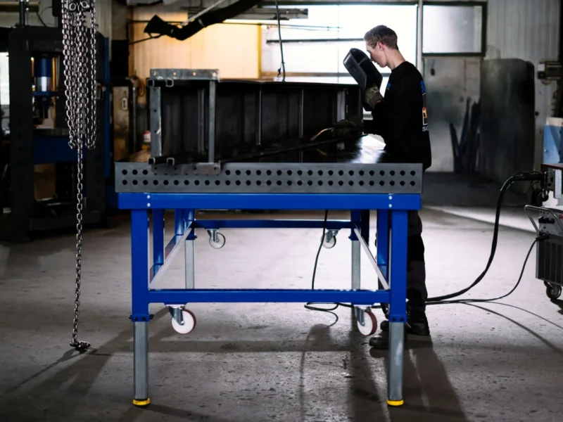 PR Maskin - high adjustable welding table siegmund 4 legs big professional 3.jpg